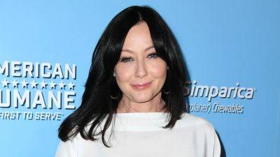 Shannen Doherty Says Cancer Has Spread to Her Brain: 'My Fear is Obvious' - www.etonline.com