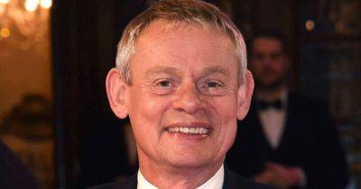 Who is Manhunt star Martin Clunes' famous father? - www.msn.com - Britain
