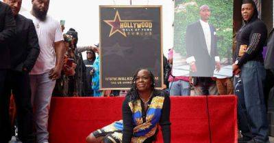 Tupac Shakur honored with posthumous star on Hollywood Walk of Fame - www.msn.com - California - Las Vegas - city Harlem