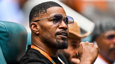 Jamie Foxx spotted for the first time publicly since health emergency, pumping fist in air - www.foxnews.com - Chicago