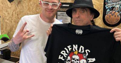 Afflecks Palace traders in shock as Alice Cooper rocks up to buy a t-shirt for Johnny Depp - www.manchestereveningnews.co.uk - USA - Manchester