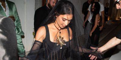 Kim Kardashian Goes Dramatic In Black Veiled Dress For Dolce & Gabbana's Alta Moda Weekend Amid Kourtney Kardashian Feud - www.justjared.com - Paris - Italy - Washington