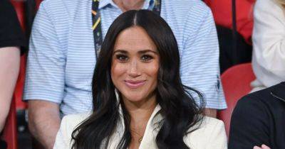 Meghan Markle spotted cuddling Princess Lilibet in cute video on day out - www.ok.co.uk - USA - California