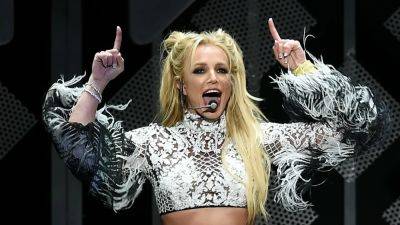 Britney Spears Has Some ‘Great News’ to Share With Us - www.glamour.com