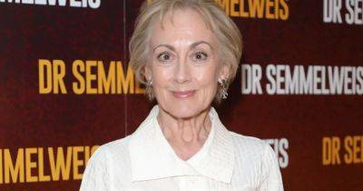 Corrie’s Paula Wilcox unrecognisable from character Elaine in rare red carpet appearance - www.ok.co.uk - London - county Jones