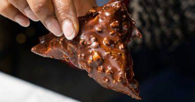 Popular Zouk Restaurant releases a new summer menu including irresistible chocolate samosas - www.manchestereveningnews.co.uk - Britain - China - Manchester - India - Pakistan - city Mumbai