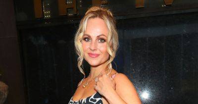Coronation Street's Tina O'Brien looks sensational in silky mini dress as she steps out amid baby drama - www.manchestereveningnews.co.uk - Manchester