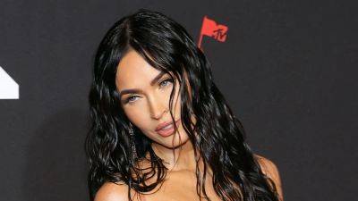 Megan Fox Covered Up Her Pelvis Tattoo of Her Ex's Name With a Massive Snake - www.glamour.com - Los Angeles