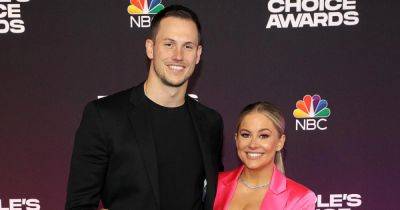 Shawn Johnson Is Pregnant, Expecting Baby No. 3 With Husband Andrew East: Bump Photo - www.usmagazine.com - county Johnson - Greece