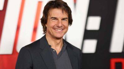 Tom Cruise Says He's 'Working Diligently' on Movie to Be Filmed in Space - www.etonline.com - New York