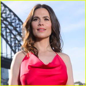 Hayley Atwell Talks 'Frustrating' Cameo in 'Doctor Strang in the Multiverse of Madness' - www.justjared.com