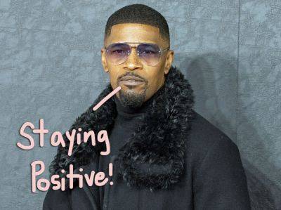 Jamie Foxx Insists He's 'Feeling Good' While Returning Missing Purse To Woman In Chicago! - perezhilton.com - Chicago - city Windy