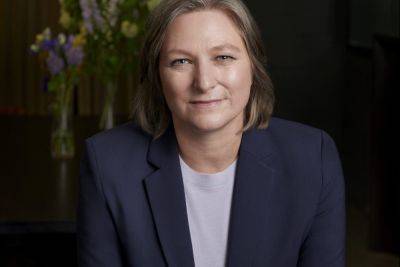 Former Netflix TV Boss Cindy Holland Joins Elisabeth Murdoch & Jane Featherstone’s Sister - deadline.com - Britain - city Holland