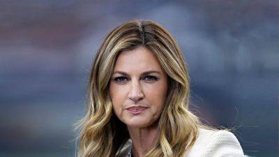 Erin Andrews Opens Up About Becoming a Mom After '10 Years of Hell' - www.etonline.com