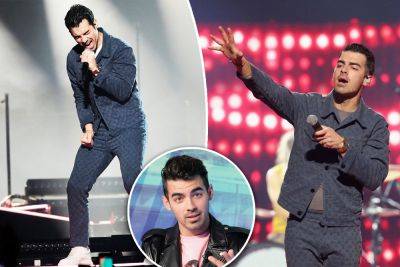 Joe Jonas jokes about pooping his pants onstage: ‘Bad day’ to wear white - nypost.com - Australia