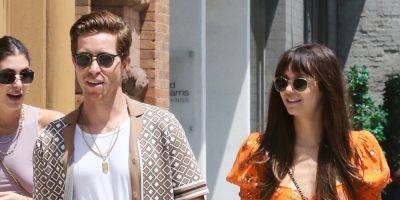 Shaun White & Nina Dobrev Hold Hands During a Romantic Stroll in NYC - www.justjared.com - New York
