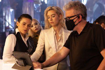 Vanessa Kirby and Hayley Atwell Explain How ‘Mission: Impossible – Dead Reckoning’ Pulled Off That Thrilling Mask Sequence - variety.com - Britain - New York