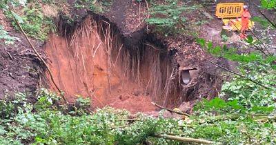 Warning to avoid popular beauty spot after landslide and sewage leak - www.manchestereveningnews.co.uk