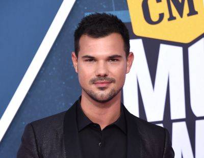 Taylor Lautner Teases Podcast Episode Discussing Taylor Swift Music Video - etcanada.com - state Mississippi
