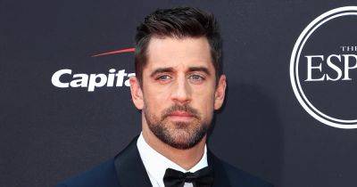 Aaron Rodgers Isn’t Happy About Filming ‘Hard Knocks’ With the New York Jets: We Were ‘Forced’ - www.usmagazine.com - New York - USA - New York - Lake