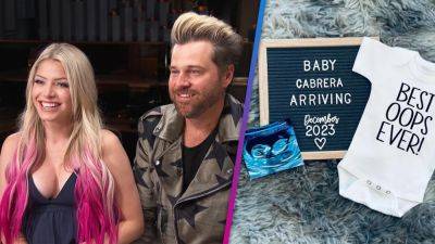 Watch Ryan Cabrera and Alexa Bliss' Epic Gender Reveal for Their First Child (Exclusive) - www.etonline.com - New York