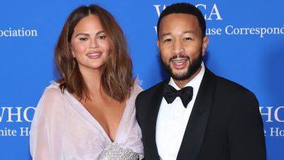 Chrissy Teigen Shares Candid Photo With Her Four Kids -- and Captures Every Parent's Struggle - www.etonline.com