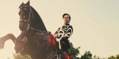 Harry Styles Takes Us to the Circus With 'Daylight' Music Video - Watch! - www.justjared.com - Italy