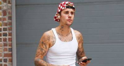 Justin Bieber Shows Off His Tattoos During Day Out in NYC - www.justjared.com - New York