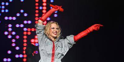 Kylie Minogue 'Padam Padam' Dance Tutorial - Choreographer Teaches the Viral Dance Moves! - www.justjared.com
