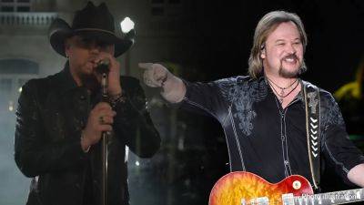 Jason Aldean's 'Small Town' video gets support from Travis Tritt: 'Damn the social media torpedoes' - www.foxnews.com - USA - city Small