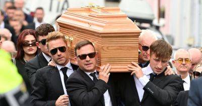 Ronan Keating carries brother's coffin before performing heartbreaking musical tribute at his funeral - www.manchestereveningnews.co.uk - Ireland