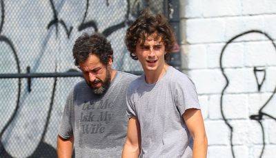 Timothee Chalamet Reunites with Adam Sandler to Play Basketball on a Public Court in New York! (Photos) - www.justjared.com - New York - city Sandler