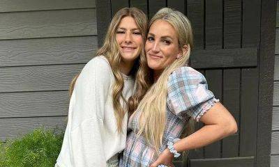 Jamie Lynn Spears became emotional when her daughter expressed her desire to pursue a career in acting - us.hola.com