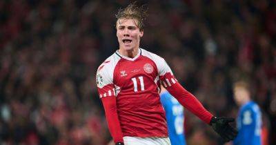 Manchester United 'ready first official offer' for Rasmus Hojlund and other transfer rumours - www.manchestereveningnews.co.uk - New York - Manchester - Ireland - Denmark - county San Diego - Chelsea - city Leicester - county Evans