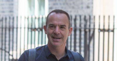 Martin Lewis issues warning to holidaymakers on O2, Three, EE or Vodafone - www.manchestereveningnews.co.uk - Britain