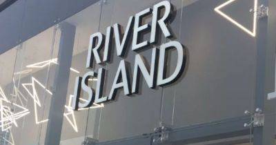 River Island's 'elegant' £30 blazer gives the illusion of a smaller waist creating the 'perfect' hourglass silhouette - www.manchestereveningnews.co.uk