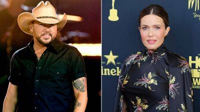 Jason Aldean fights back after music video backlash, Mandy Moore received ‘tiny' checks for hit show - www.foxnews.com - Hawaii
