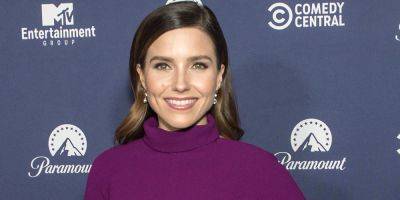 Here's Why Sophia Bush Had To End Her Run in '2:22' Play In London's West End - www.justjared.com - London