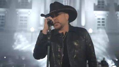Jason Aldean Speaks Out About 'Try That in a Small Town' Controversy During Cincinnati Concert - www.etonline.com - USA - city Small