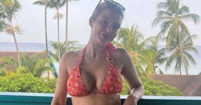 Helen Flanagan flaunts her stunning figure in floral bikini on solo holiday with kids as fans spot blunder - www.manchestereveningnews.co.uk - county Webster - South Africa - Barbados