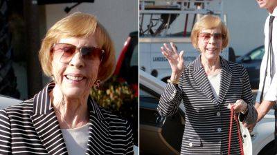 Carol Burnett, 90, makes rare appearance on dinner date with husband - www.foxnews.com - California - Chicago