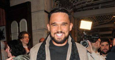 Gareth Gates flaunts ripped torso in Ibiza as singer looks worlds away from Pop Idol days - www.ok.co.uk - Britain - Spain - Thailand - county Young - county Will