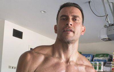 Cheyenne Jackson Looks Hotter Than Ever, Shares Sexy Shirtless Photo to Promote His Cameo Page - www.justjared.com - USA - county Story