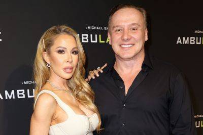 ‘RHOM’ Star Lisa Hochstein Repeatedly Slams Estranged Husband Lenny In Her Comments Section, Claims He Called The Cops On Her Mother Who Was Babysitting Their Kids - etcanada.com