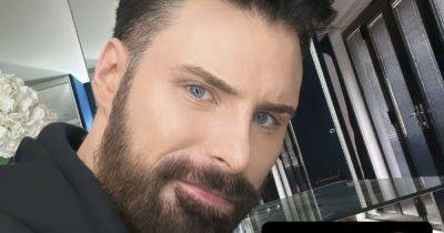 Rylan Clark's three-word message to TV star pal after public plea as he shows off another new look - www.manchestereveningnews.co.uk - Britain
