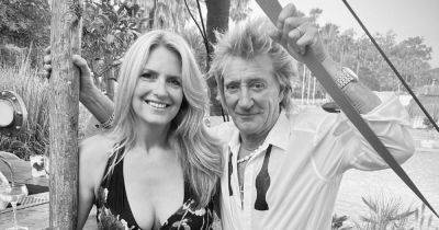 Rod Stewart and Penny Lancaster pose for sweet snap on plush family getaway - www.dailyrecord.co.uk - Spain