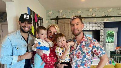 Britney Spears Had an Adorable Meet-Up With Lance Bass's Twin Babies - www.glamour.com