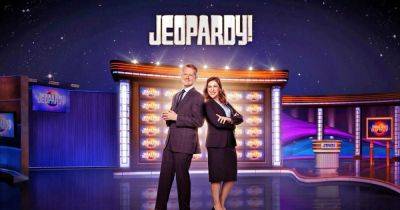 ‘Jeopardy!’ Season 40 Is in Question As Champions Pledge Solidarity With Writers on Strike - www.usmagazine.com - Beyond