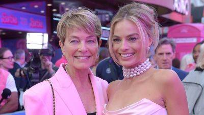 'Barbie' star Margot Robbie paid off her mother's mortgage after finding success in Hollywood - www.foxnews.com - Australia - Hollywood