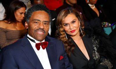 Beyoncé’s mom Tina Knowles-Lawson files for divorce after 8-year marriage: Details - us.hola.com